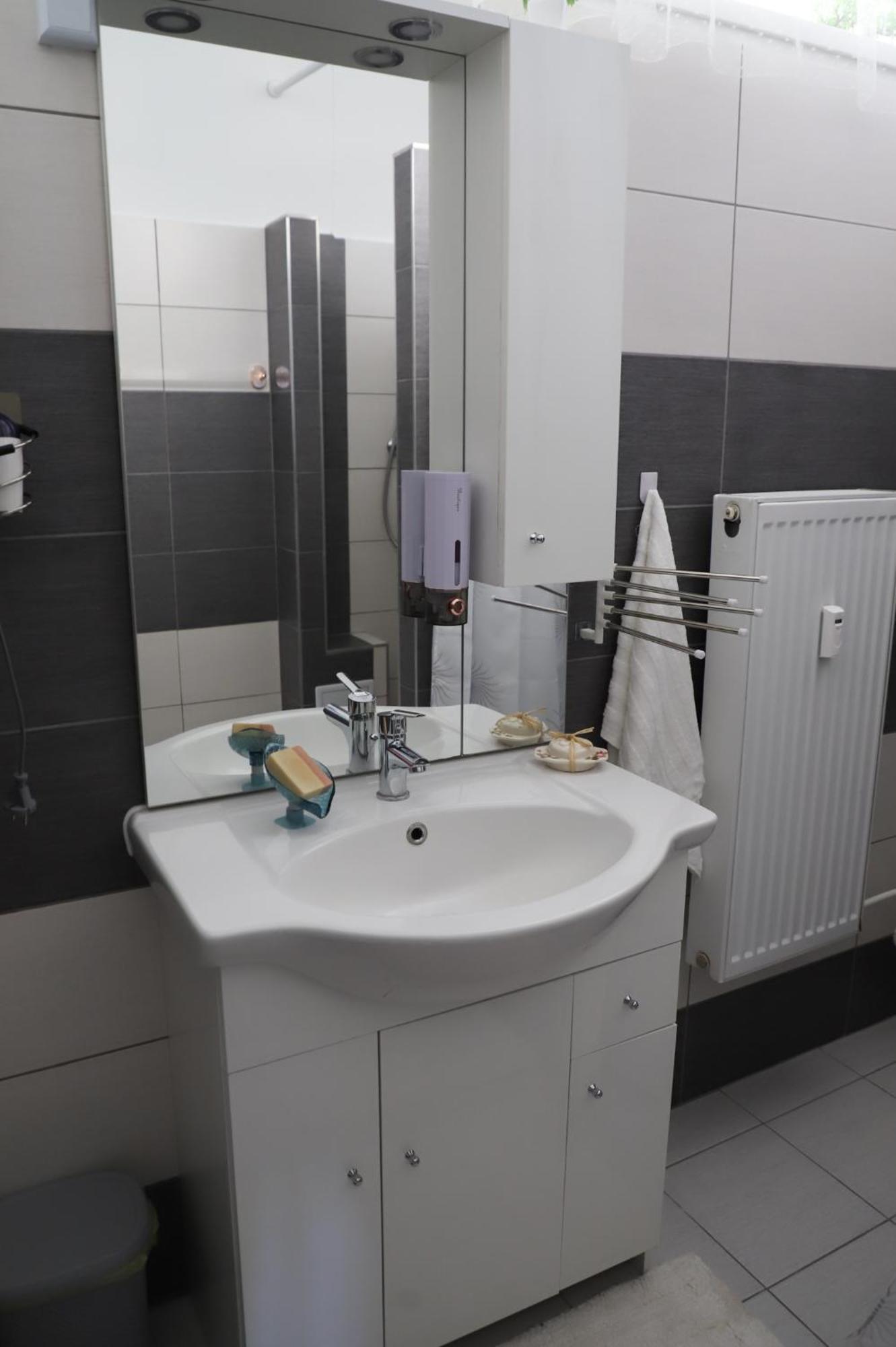 Ueveghid Apartman Sátoraljaújhely Exteriör bild